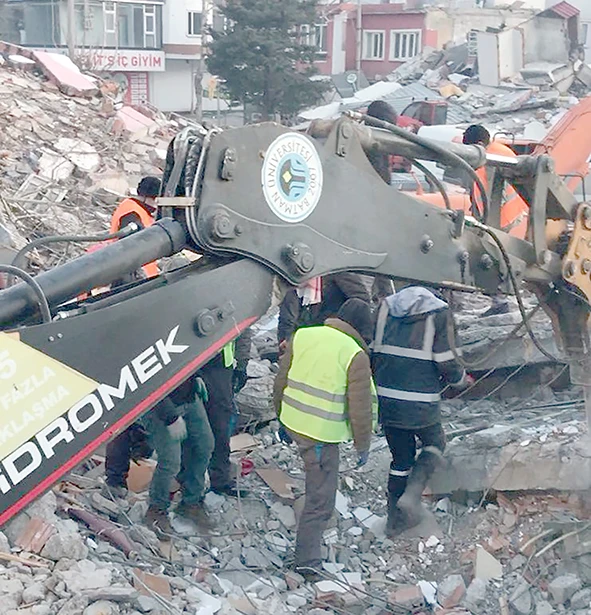 BATÜ, ARAMA KURTARMA ÇALIŞMALARINA DESTEK VERİYOR