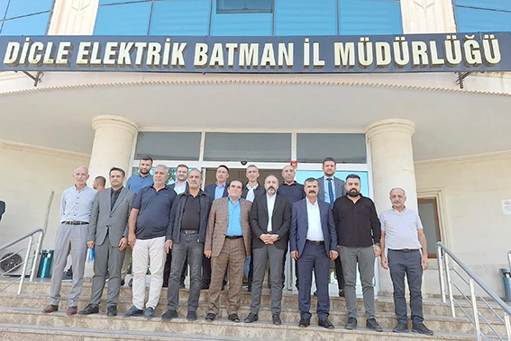 DİCLE ELEKTRİK BATMANLI MUHTARLARLA BİR ARAYA GELDİ