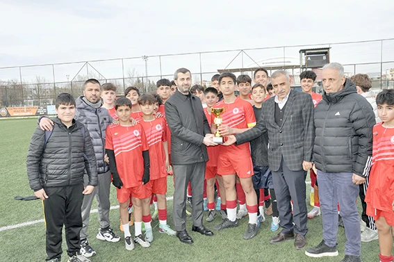 GELİŞİM LİGİNDE ŞAMPİYON PETROLSPOR!