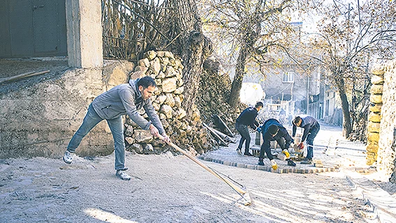 GÖKÇEPINAR KÖYÜNDE PARKE TAŞI ÇALIŞMASI TAMAMLANDI