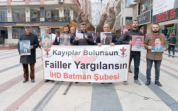 KAYIP YAKINLARI “CUMARTESİ ANNELERİNİN YANINDAYIZ”