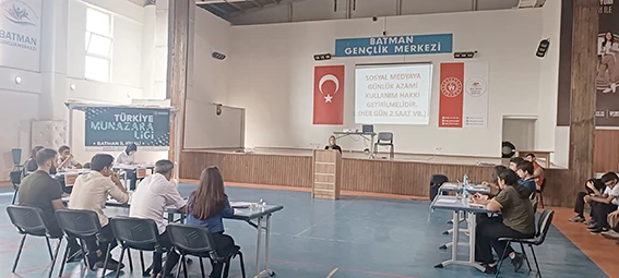 TÜRKİYE MÜNAZARA LİGİ FİNALİSTLERİ BELLİ OLDU