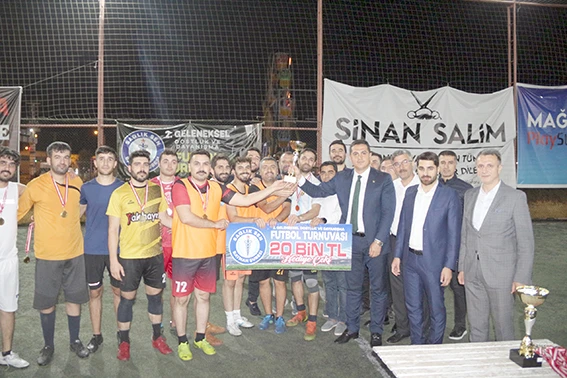 TURNUVADA ŞAMPİYON ‘KOZLUK FC’ OLDU