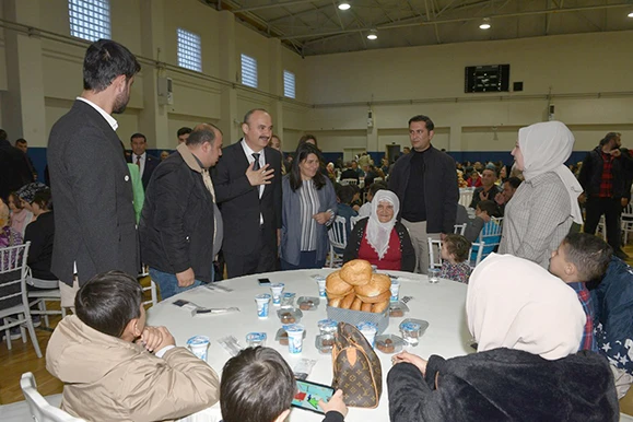 VALİ CANALP, HASANKEYF’TE İFTAR PROGRAMINA KATILDI