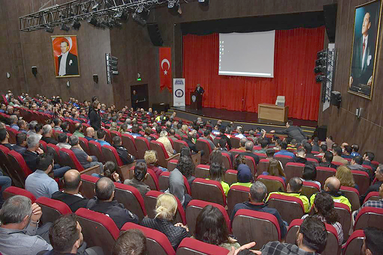 ANAOKULU ÖĞRETMENLERİNE KONFERANS