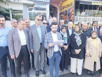 AK PARTİLİLER SALDIRILARI PROTESTO ETTİ