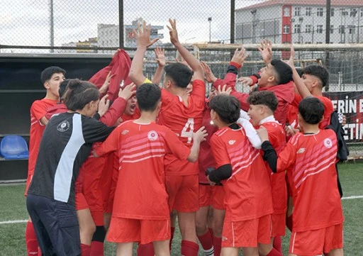 PETROLSPOR U14 TAKIMI ŞAMPİYONLUĞA GÖZ KIRPTI