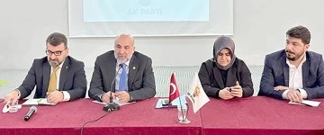 ÖZDEMİR “HİZMET AK PARTİYLE GELDİ”