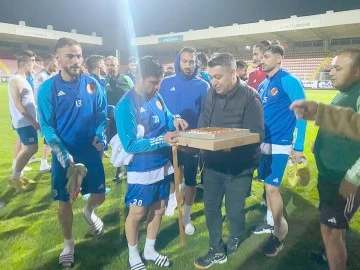 PETROLSPOR’A TATLI ZİYARET