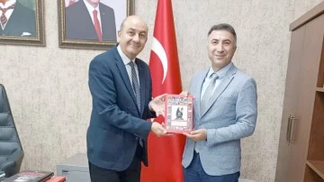 REKTÖR DEMİR, BÜYÜKELÇİ ÇAKIL’I ZİYARET ETTİ