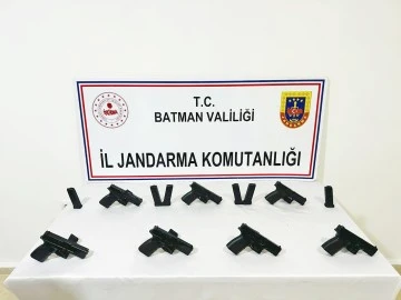 SİLAH KAÇAKÇILARINA OPERASYON